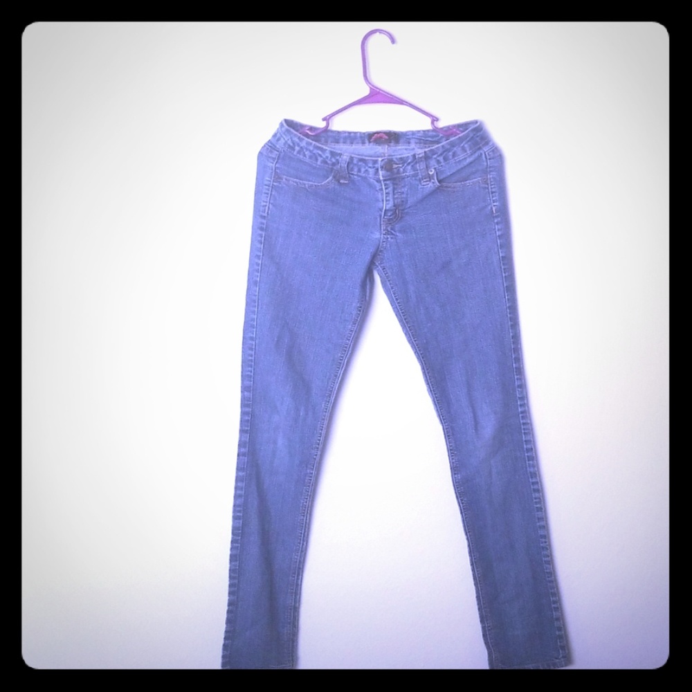 Forever Jean's. Skinny jeans. Retro kind of look